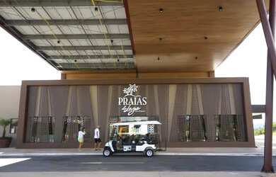 Imagem 1: Ap Praias do Lago. Piscina, 2 Vagas na garageme2 Dormitórios