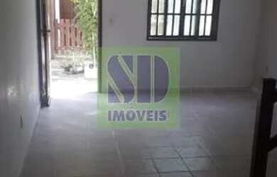 Imagem: A casa em condomínio possui 2 Dormitórios, 2 Banheiros, 1