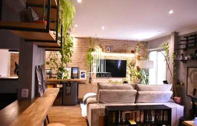 Imagem: O apartamento possui 1 Dormitório, 1 Banheiro, 1 Vaga na garagem