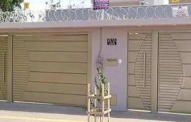 Imagem: A casa possui 3 Dormitórios e está localizado em Diamantino