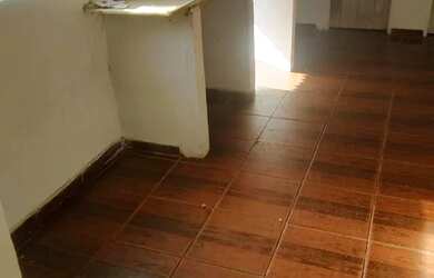 Imagem 1: Aluguel de casa. 1 Vaga na garageme4 Dormitórios