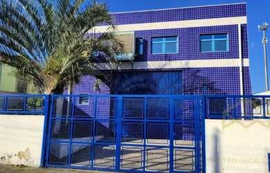 Imagem: O depósito possui 2 Vagas na garagem, 265m² de Área e está