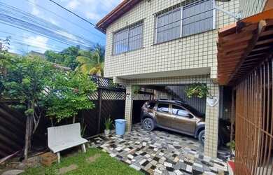 Imagem: A casa à venda possui 3 Dormitórios, 2 Banheiros, 2 Vagas