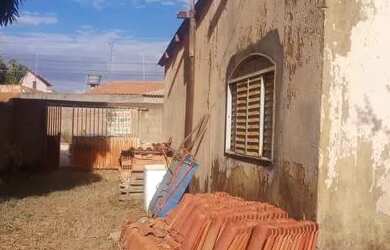 Imagem 4: Casa. Varanda, 5 Vagas na garageme1 Dormitório