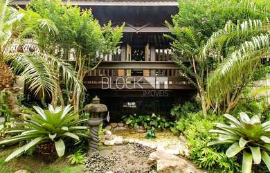 Imagem: A casa em condomínio possui 5 Dormitórios, 5 Banheiros, 5