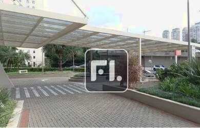 Imagem: O depósito possui 5 Vagas na garagem, 560m² de Área e está