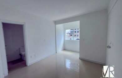 Imagem 9: Descubra Seu Novo Lar na Meia Praia Apartamento 3 Suítes em Itapema/SC