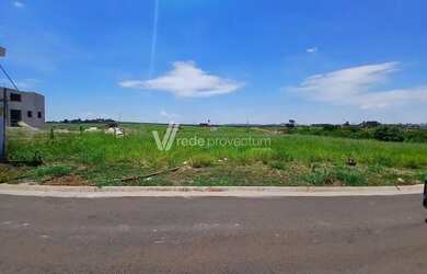 Imagem: O terreno possui 300m² de Área e está localizado em Betel