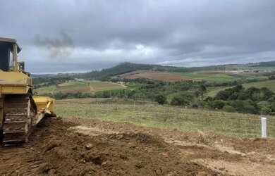 Imagem: O terreno possui 500m² de Área e está localizado em Jardim