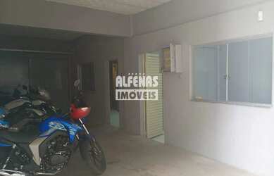 Imagem: O depósito possui 28m² de Área e está localizado em Glória