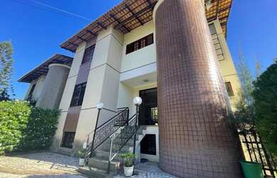 Imagem: A casa possui 5 Dormitórios, 5 Banheiros, 5 Vagas na garagem