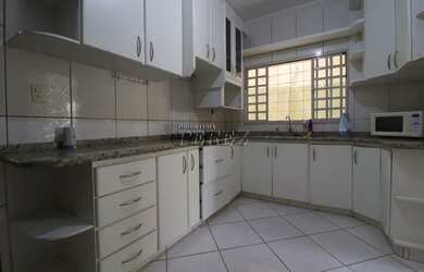 Imagem 16: Sobrado Espaçoso para Locação - Jardim Itamarati, Londrina