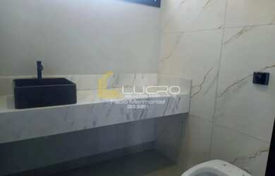 Imagem 11: Casa em Condomínio Fechado para venda com 264 m² e 3 quartos em Residencial Vale Florido