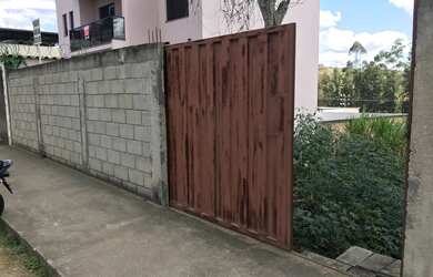 Imagem: O terreno possui 300m² de Área e está localizado em Conselheiro