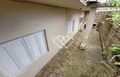 Imagem 12: Ampla Casa com Quintal no Bairro Salgado Filho Ideal para Famílias Grandes