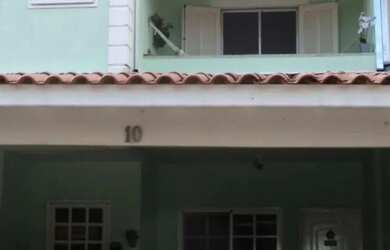 Imagem: A casa em condomínio possui 2 Dormitórios, 3 Banheiros, 2