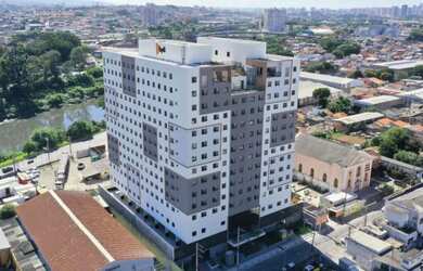 Imagem: O apartamento possui 1 Dormitório, 1 Banheiro, 1 Vaga na garagem