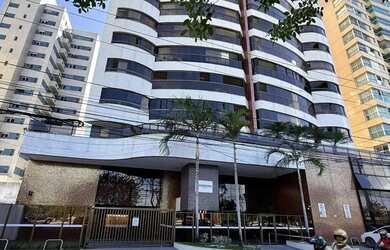 Imagem: O apartamento à venda possui 4 Dormitórios, 5 Banheiros, 3