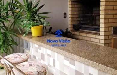 Imagem: A casa para alugar possui 5 Dormitórios, 5 Banheiros e 477m²