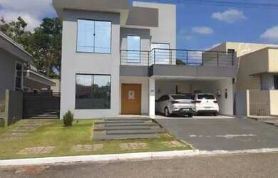 Imagem: A casa em condomínio possui 4 Dormitórios, 5 Banheiros, 4