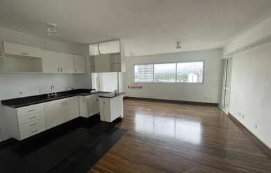 Imagem: O apartamento possui 2 Dormitórios, 2 Banheiros, 2 Vagas na