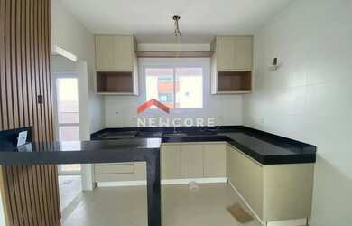 Imagem: O apartamento possui 3 Dormitórios, 2 Banheiros, 2 Vagas na