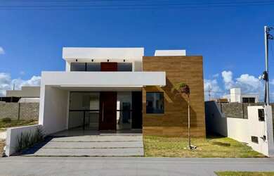 Imagem: A casa em condomínio possui 3 Dormitórios, 3 Banheiros, 2