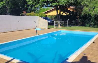 Imagem: A pousada chalé possui 3 Dormitórios, Acomodam 13 pessoas