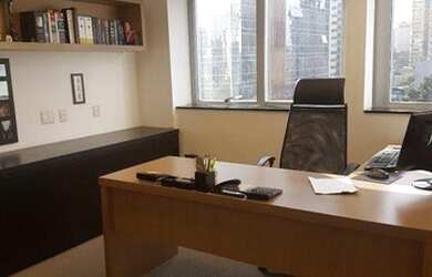 Imagem: O depósito para alugar possui 100m² de Área e está localizado