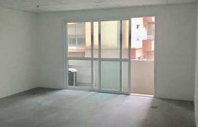 Imagem: O depósito possui 1 Vaga na garagem, 41m² de Área e está