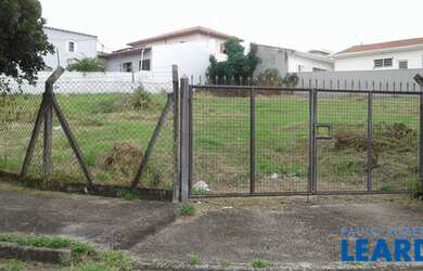 Imagem: O terreno possui 300m² de Área e está localizado em Valinhos