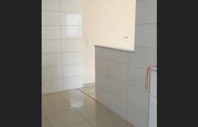 Imagem: A casa possui 2 Dormitórios, 1 Banheiro, 1 Vaga na garagem