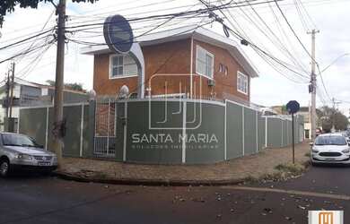 Imagem: O depósito possui 2 Vagas na garagem, 281m² de Área e está