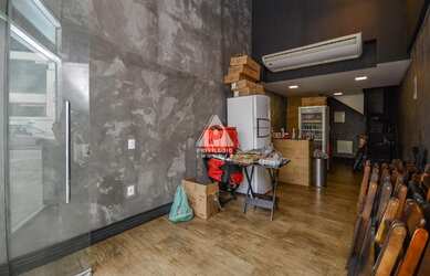 Imagem: O depósito possui 64m² de Área e está localizado em Barra