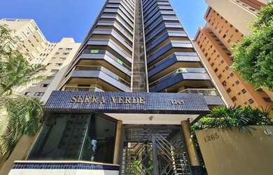 Imagem: O apartamento possui 4 Dormitórios, 5 Banheiros, 2 Vagas na