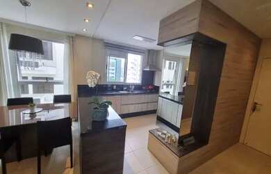 Imagem: O apartamento possui 2 Dormitórios, 2 Banheiros, 70m² de Área