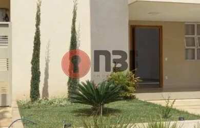 Imagem: A casa em condomínio possui 3 Dormitórios, 2 Banheiros, 2