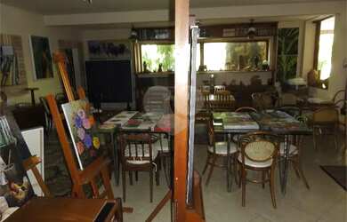 Imagem 8: Jardim Ibiratiba sobrado semi novo em rua fechada com cancela