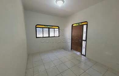 Imagem: A casa possui 5 Dormitórios, 4 Banheiros, 3 Vagas na garagem