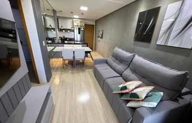 Imagem: O apartamento possui 2 Dormitórios, 1 Banheiro, 1 Vaga na garagem