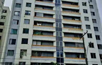 Imagem: O apartamento possui 2 Dormitórios, 3 Banheiros e 1 Vaga na