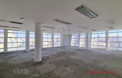 Imagem: O depósito possui 231m² de Área e está localizado em Centro