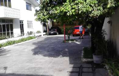 Imagem 16: Casarão na Imbiribeira. 450m² de Área, 4 Vagas na garageme5 Dormitórios