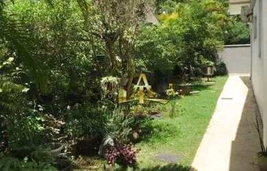 Imagem: A casa em condomínio possui 4 Dormitórios, 5 Banheiros, 5