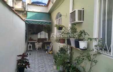 Imagem: A casa possui 2 Dormitórios, 1 Banheiro, 80m² de Área e