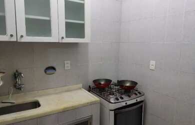 Imagem 10: Apartamento mobiliado, sala e quarto em Copacabana