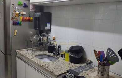 Imagem: O apartamento possui 2 Dormitórios, 2 Banheiros, 1 Vaga na