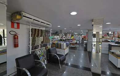 Imagem: O depósito possui 550m² de Área e está localizado em Savassi