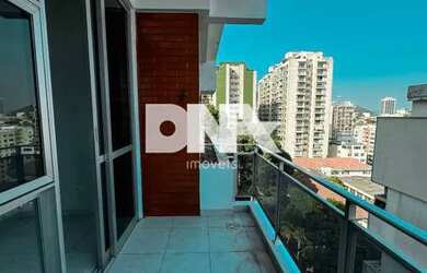 Imagem: O apartamento possui 2 Dormitórios, 2 Banheiros, 2 Vagas na