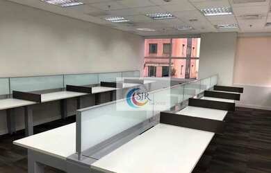 Imagem: O depósito para alugar possui 5 Vagas na garagem e 416m² de